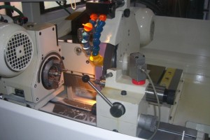 Universal Cylindrical Grinding Machine (Switzerland Studer S20) -2